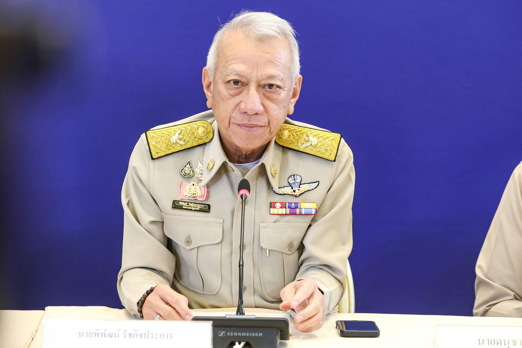 &ldquo;พิพัฒน์&rdquo; ระดมหน่วยงานคมนาคมอำนวยความสะดวกประชาชนเดินทางช่วงสงกรานต์ 2569 &ldquo;ออกเวลาไหนก็ถึงบ้านเหมือนกัน Smart Travel Songkran 2569&rdquo; 