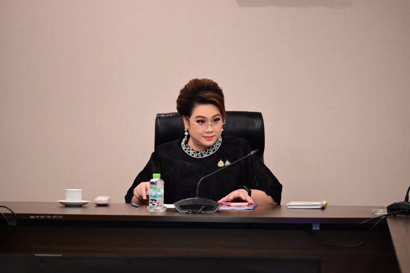 &ldquo;ศุภมาส&rdquo; มอบ &ldquo;พัชรินทร์&rdquo; ลุยปม &ldquo;เที่ยวบินยกเลิก&rdquo; ร่วม กพท. บังคับคืนเงิน 14-60 วัน เคลียร์เคสร้องทุกข์ทุกรายไม่ตกหล่น