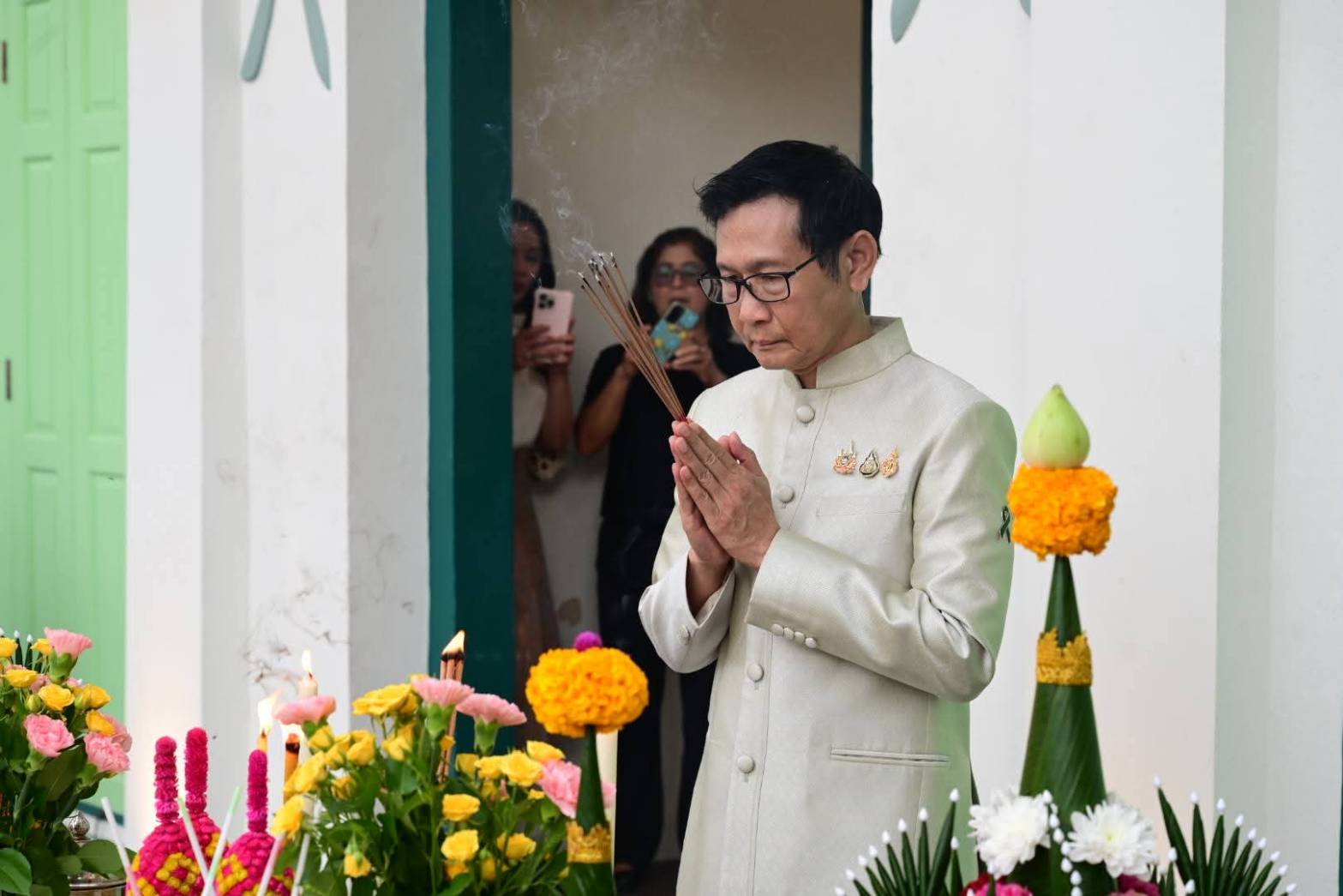 บวงสรวงพระแม่คงคา เพื่อความเป็นสิริมงคลในการจัดกิจกรรมเฉลิมพระเกียรติฯ &ldquo;สายน้ำแห่งชีวิต ใต้ร่มพระบารมี สืบสานวิถีรัตนโกสินทร์&rdquo;  
