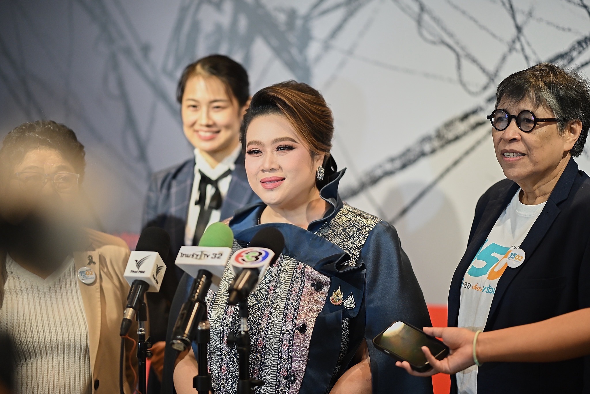 "ศุภมาส" ชวนประชาชนชมนิทรรศการ "SPEAK UP" ครั้งแรกของไทย เปลี่ยน 200 เสียงร้องเรียนเป็นงานศิลป์!  ดัน 4 นโยบายแก้ปัญหาซื้อออนไลน์ เดินทาง สายสื่อสาร ห้องเช่า