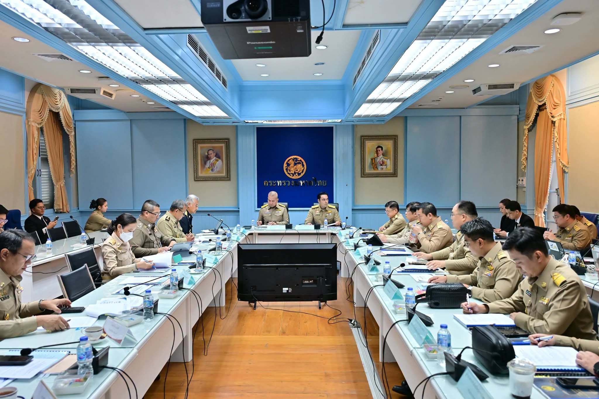 เจเศรษฐ์ - พล.ต.ท.รุทธพล สั่งเข้ม3 ฝ่าย ปกครอง-ตำรวจ-คุมประพฤติ เกาะติดกลุ่มเสี่ยงรายเคส ปิดช่องกระทำผิดซ้ำ